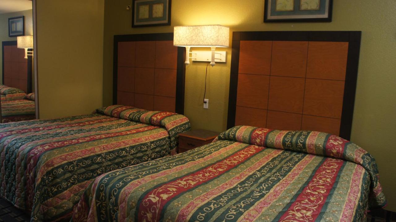 Regency Inn Taylor Exterior photo